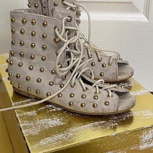 Joyfolie Studded Gladiators